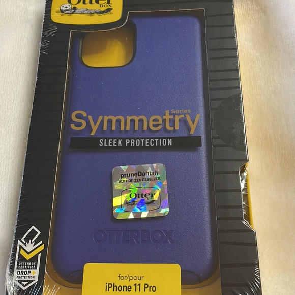 Otterbox Symmetry IPhone Pro Drop Protection Case Sapphire Color NIB - Picture 3 of 4
